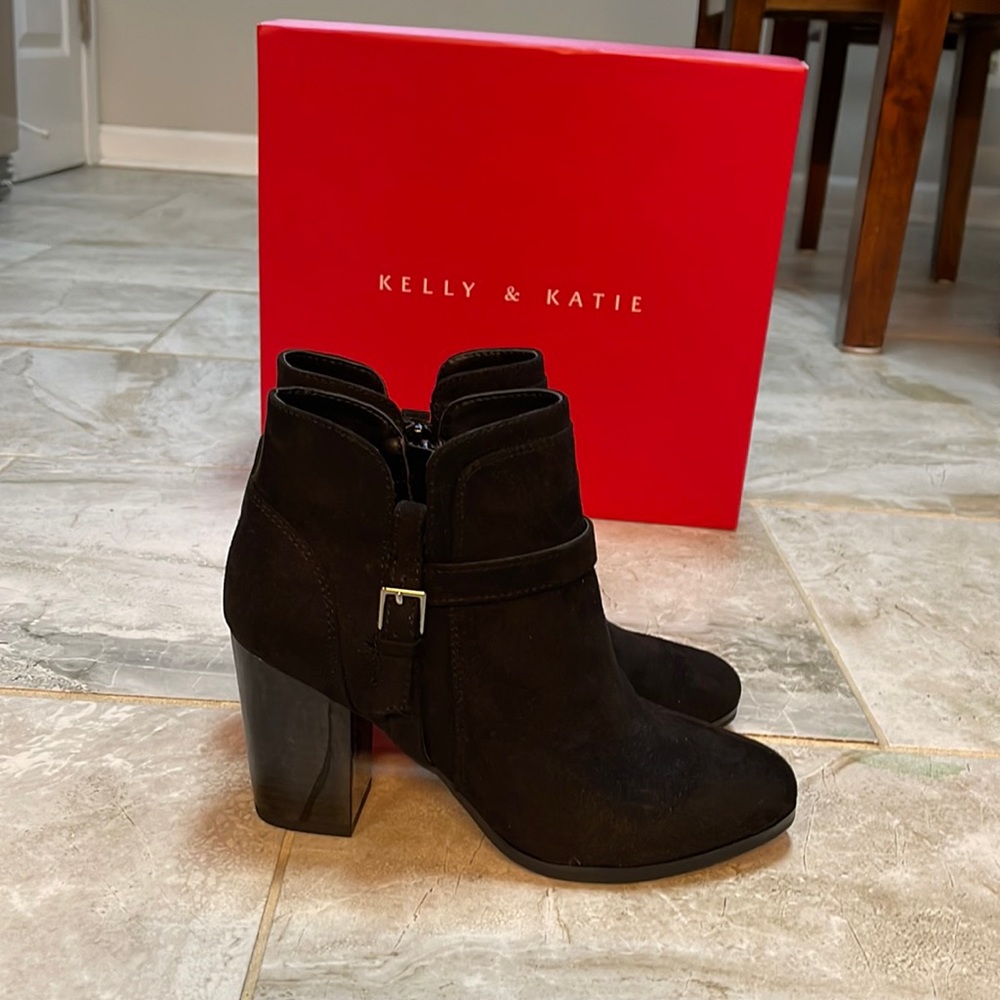 Kelly + Katie Black Booties